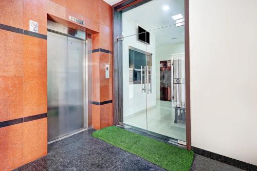 Φωτογραφία από το άλμπουμ του Collection O Dabagardens Near RK Beach σε Visakhapatnam