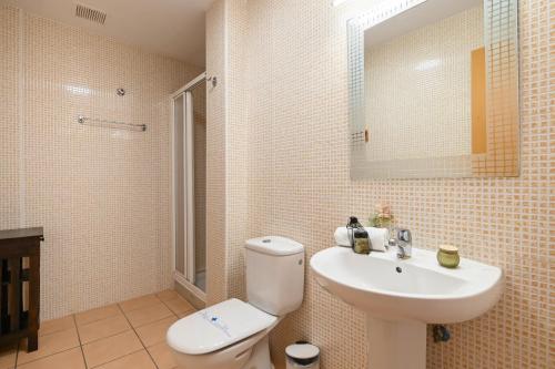 Ένα μπάνιο στο Artesol by Aguilarent