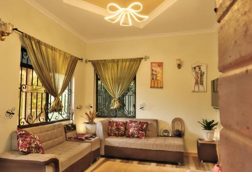 Msovi Hideaway