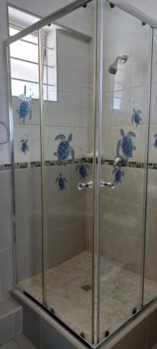 Koupelna v ubytování Afsaal Sea view apartments