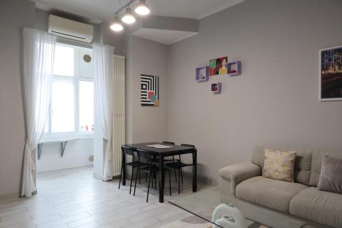 South Milan Cozy House University