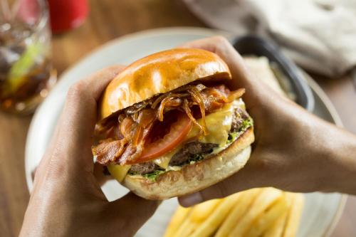 Φαγητό σε αυτό το ξενοδοχείο ή κάπου εκεί κοντά