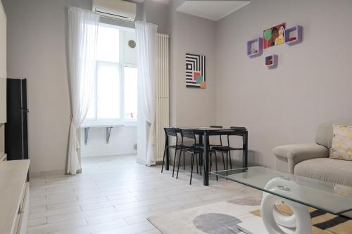 South Milan Cozy House University