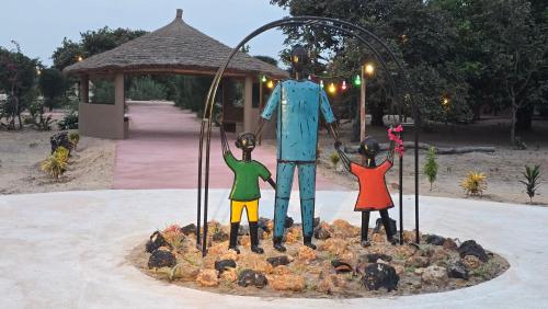 JAC Tropical Lodge - Bar, Restaurant, Massages, Plage, Nature, Excursions - Ressourcement et paix dans un paradis naturel et de confort les pieds dans l'eau - Respirez, vous êtes chez JAC - Navettes privées Banjul Aéroport