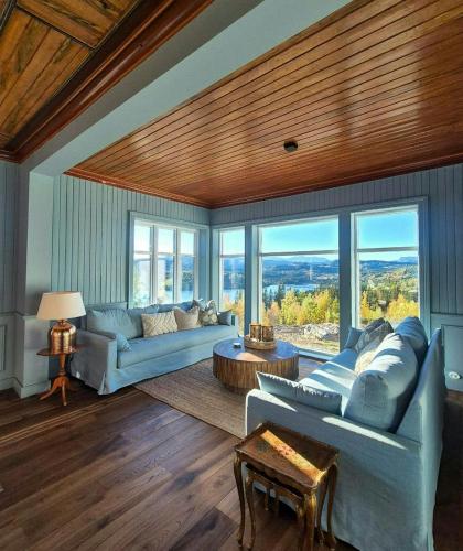 Khu vực ghế ngồi tại Manor House With Panoramic Views Of Jotunheimen