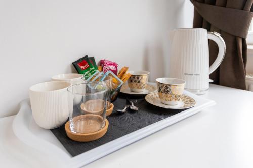 Kaffe- og tefaciliteter på Urban Rooms--free parking--