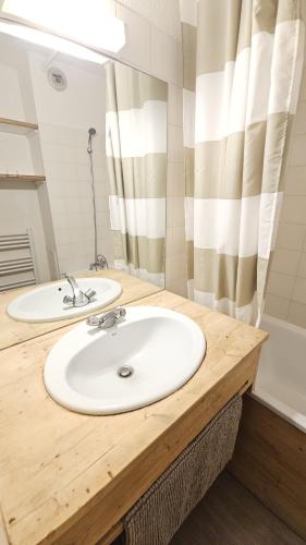 Val Thorens - Ski InOut - 3 Beds Flat J-B4