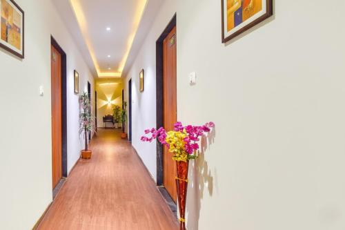 Fotografie z fotogalerie ubytování FabHotel Nidhivan, Udhna Junction v destinaci Súrat