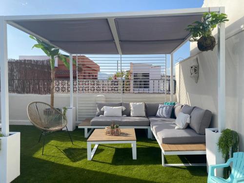 C68 Parking & Comfort - Private Terrace