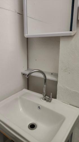 Naktsmītnes TT Hostel pilsētā Luanpabana fotogalerijas attēls