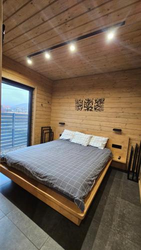 Postel nebo postele na pokoji v ubytování Простір