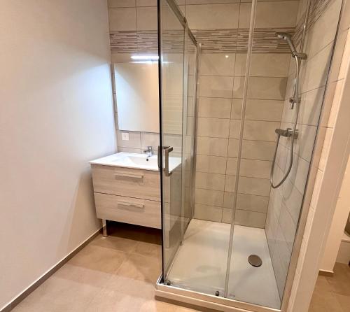 Koupelna v ubytování L'escapade du Port - T2 Spacieux Palavas-les-Flots