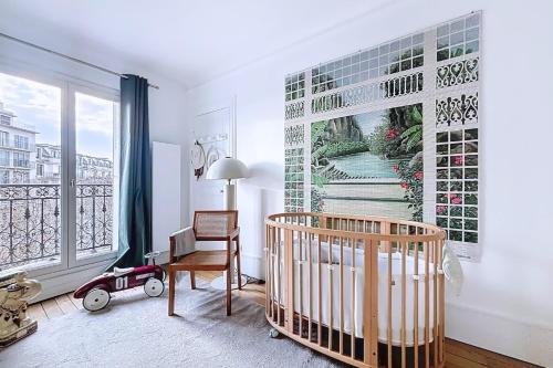 Family haven near the Buttes-Chaumont