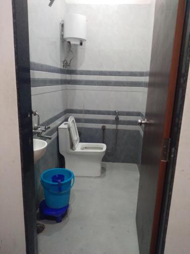 Ένα μπάνιο στο Prakash patel