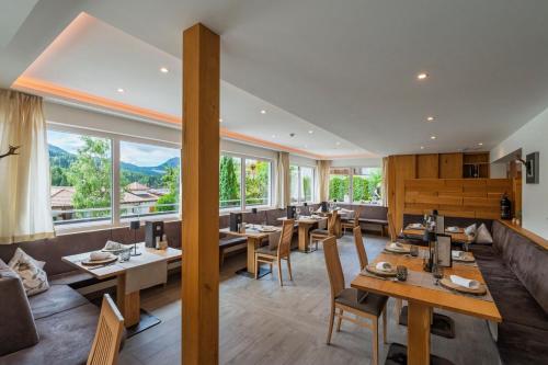 Hotel DAS ROYAL in Obereggen