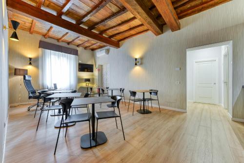 ROME'S GLORIA HOTEL
