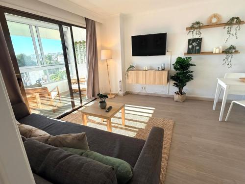 Stunning Apartment 50 meters from the sea