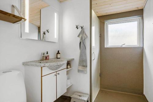 Ένα μπάνιο στο 1028-Thisted-Tingbakken-28