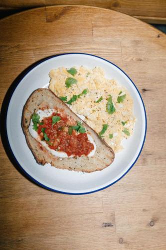 Еда / где поесть недалеко от гостевого дома