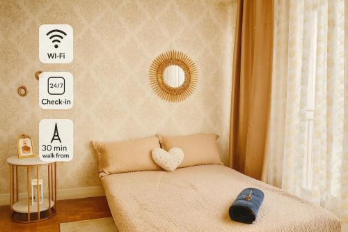 Tour Eiffel studio apartment