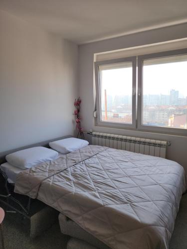 Fotografija u galeriji objekta sky thirteen u Prištini