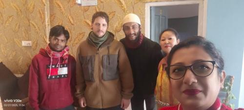 Gasten van Sonali Megh