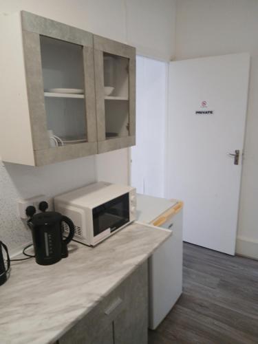 ブロムリーにあるVals Cozy Stayのギャラリーの写真