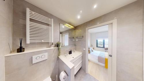 Impressive apartment for 6 in Gracia