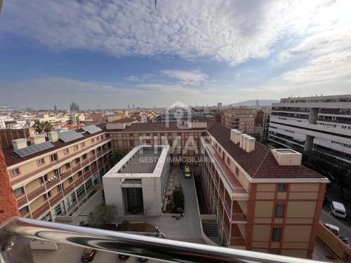 Impressive apartment for 6 in Gracia