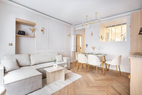 Magnifique deux chambres Montmartre avec Clim et Cinema
