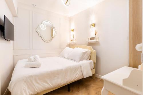 Magnifique deux chambres Montmartre avec Clim et Cinema