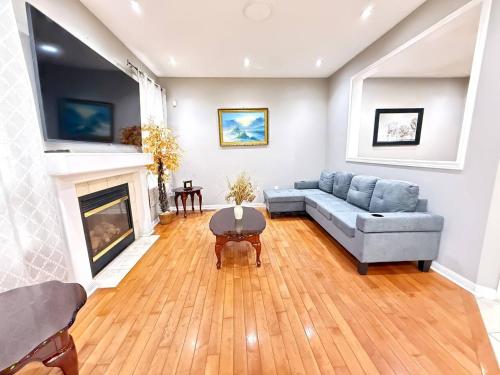 Billede fra billedgalleriet på Person Airport Homestay i Streetsville