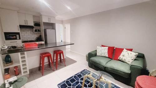 Køkken eller tekøkken på Effortless Premium Homestay - Cambridge