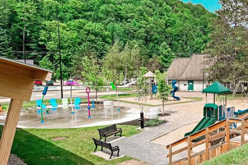 Herní místnost nebo prostor pro děti v ubytování Loft Le Mercier by Gestion ELITE