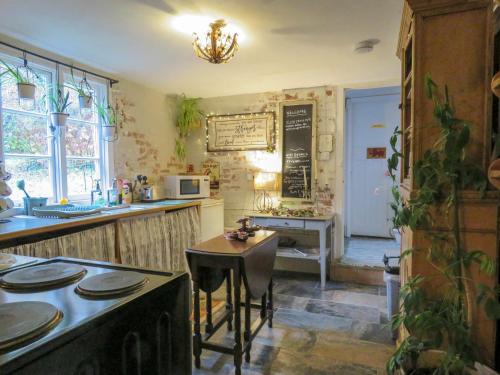 Kuchyň nebo kuchyňský kout v ubytování West Wing Lurley Manor