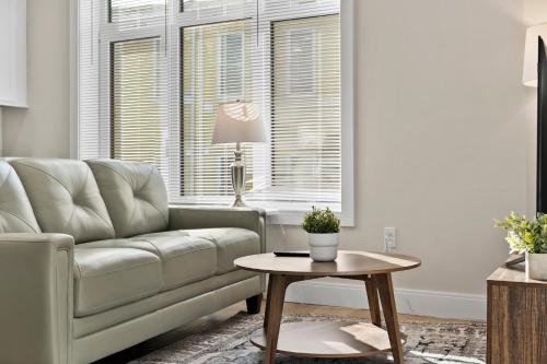 Gallery image of Luxury 2BR near Cabmridge in Somerville