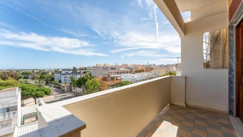 Cosy 3Bdr Flat near University by LovelyStay