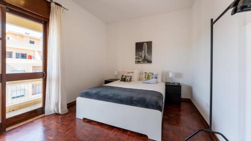 Cosy 3Bdr Flat near University by LovelyStay