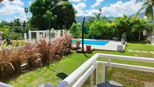 Πισίνα στο ή κοντά στο Les papillons Doré- Mango