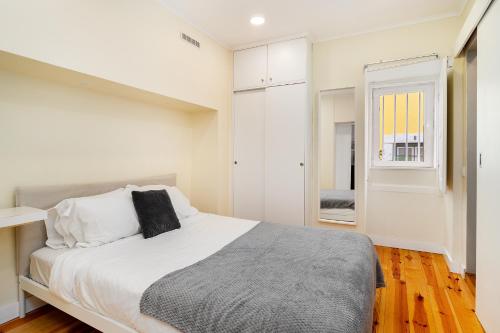 Machadinho Cosy Apartment by Soulplaces