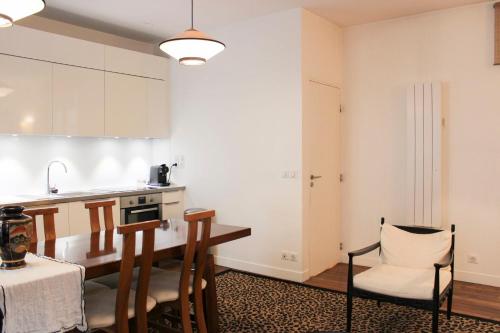 Bright apartment in the heart of Paris