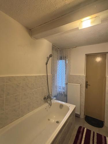 Ένα μπάνιο στο Ferienhaus Iridam