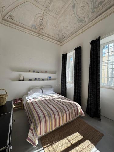 Casa de Poseidon House with 3 bright bedrooms and large terrace