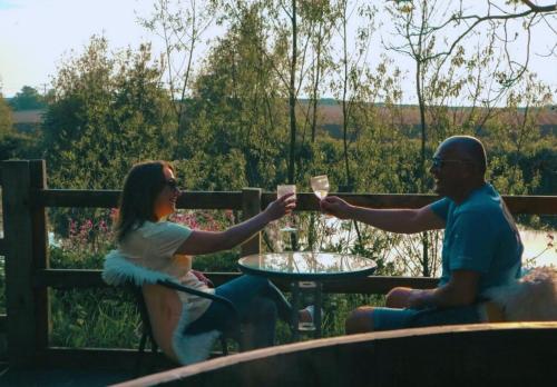 Επισκέπτες που μένουν στο Willow Lodge