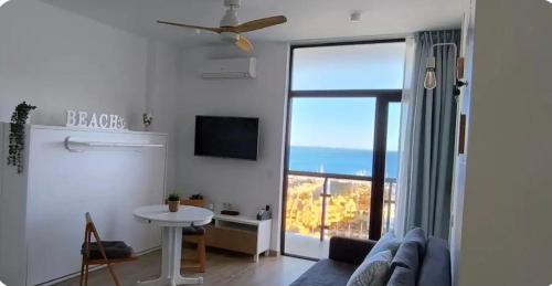 ESTUDIO PUERTO MARINA