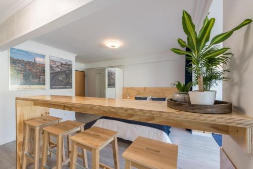 GuestReady - Sunny patio paradise in Porto