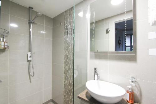 Tower Guest House photo 86