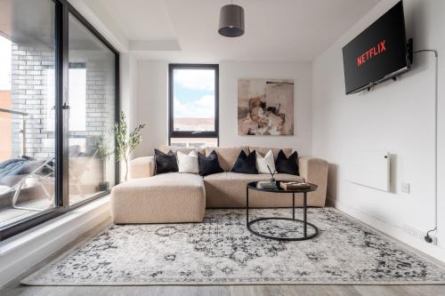 2 Bedroom - Old Trafford - Balcony - Free Parking photo 74