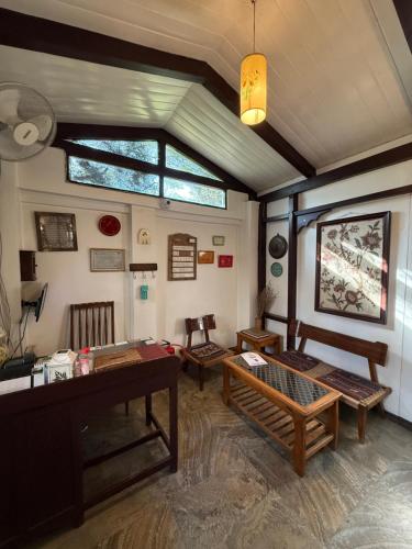 Gallery image of Dove Cottage in Srinagar