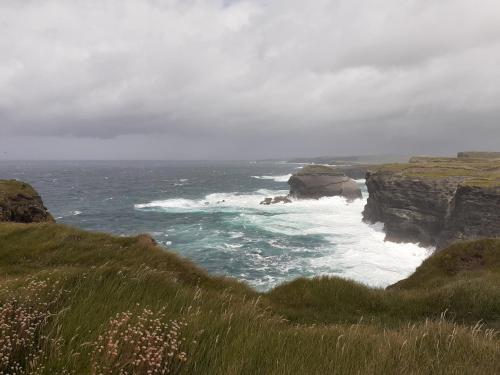 Φωτογραφία από το άλμπουμ του Loop Head Lodge Carrigaholt 4 bedroom self catering holiday home σε Carrigaholt